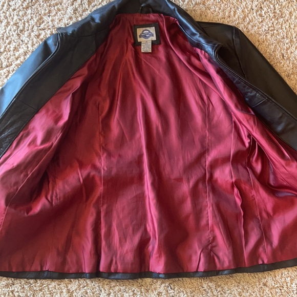 Leather Jacket - Picture 3 of 8